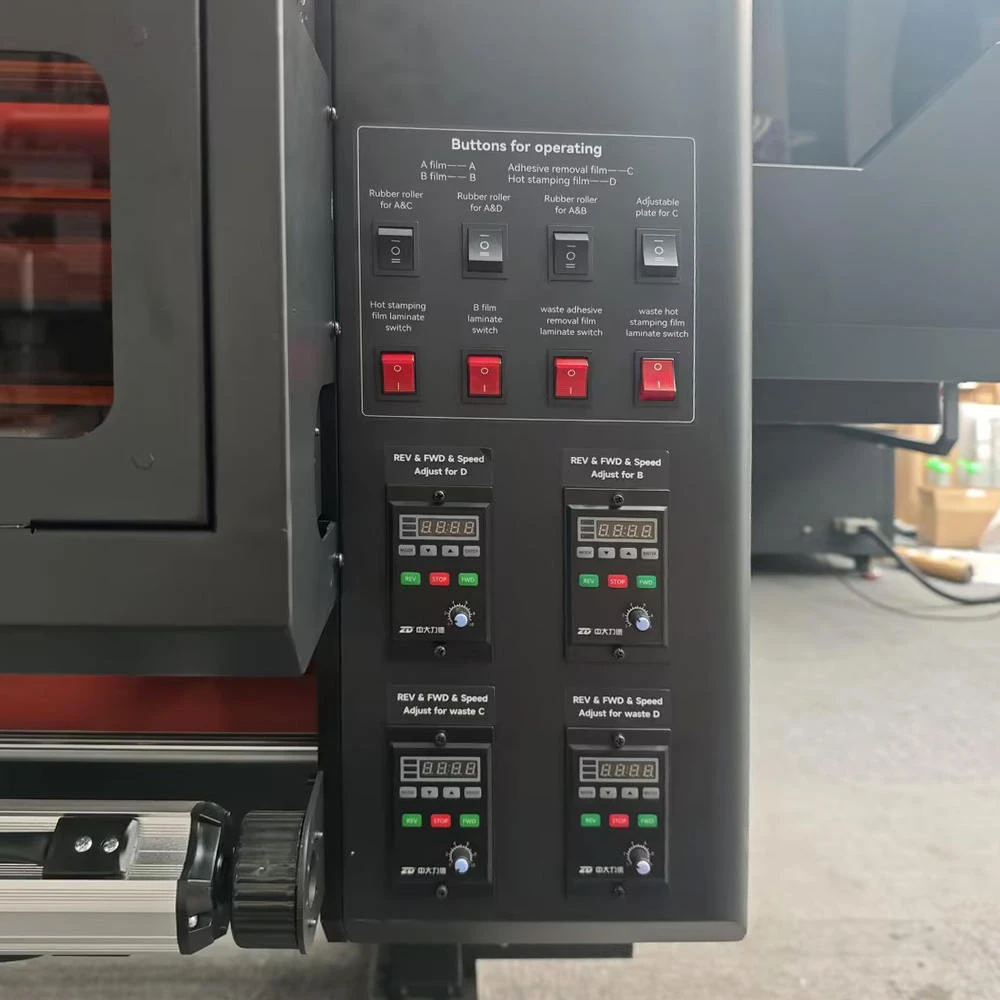 طابعة UV-H6004U UV DTF الكل في واحد