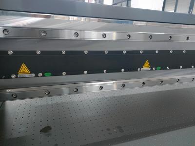طابعة UV-H2513 كبيرة الحجم ذات الطابع المسطح